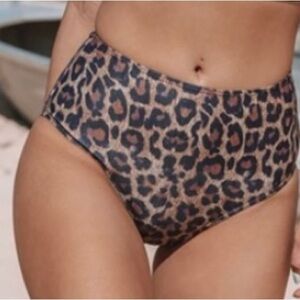 High waisted animal print bikini bottoms. L